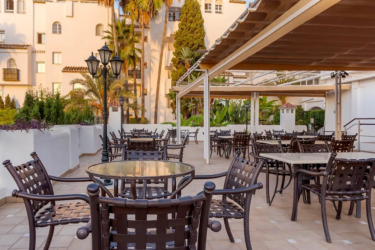 ***  Aparthotel Royal Oasis Club At Pueblo Quinta Benalmádena Spagna