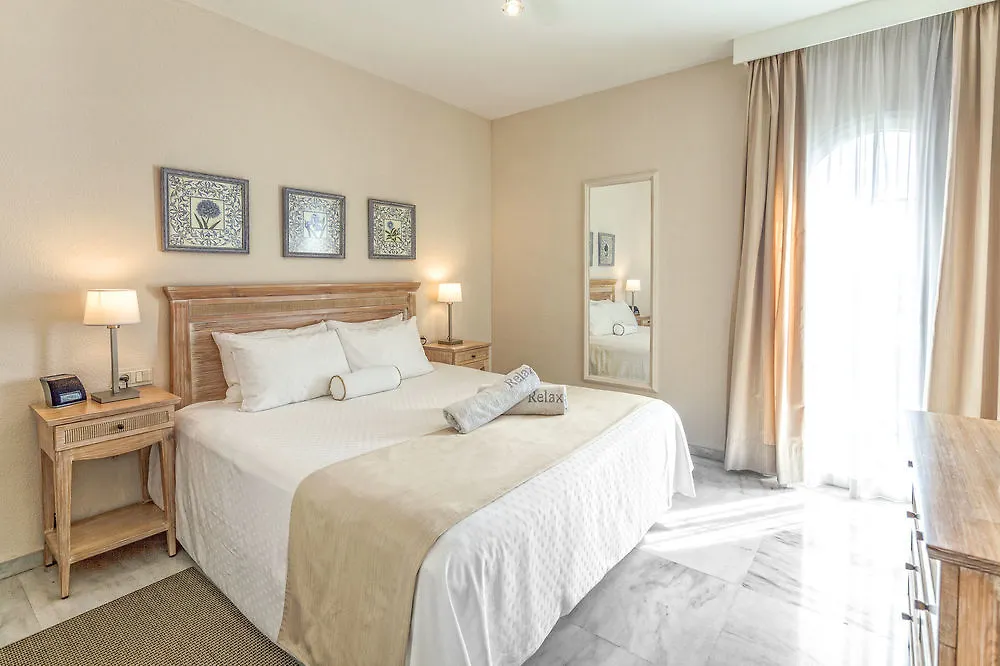 Aparthotel Royal Oasis Club At Pueblo Quinta Benalmádena