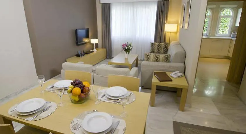 Aparthotel Royal Oasis Club At Pueblo Quinta Benalmádena