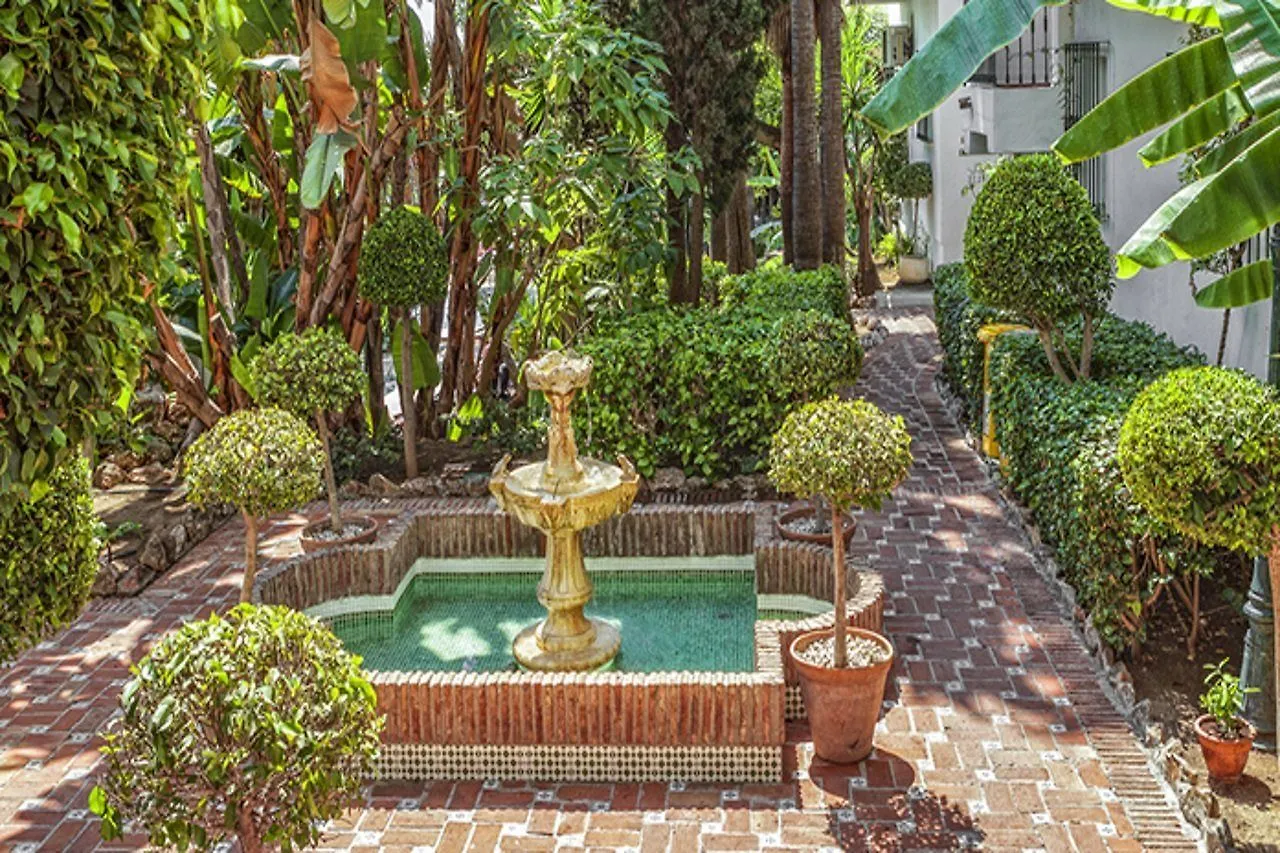 Royal Oasis Club At Pueblo Quinta Aparthotel Benalmadena Spain
